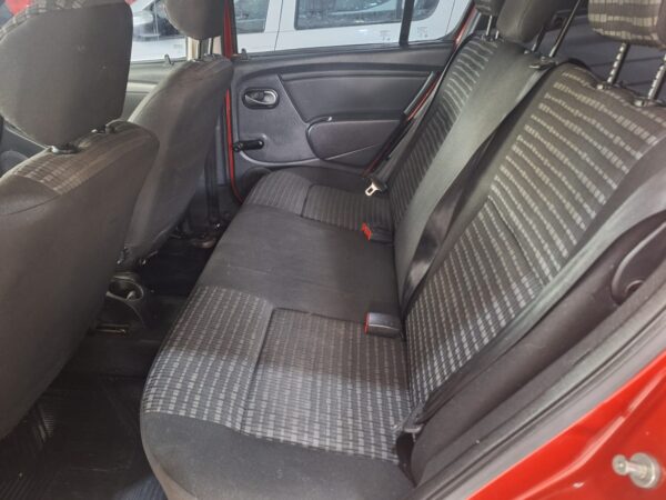 Renault Sandero Expression 1.0 16v - Image 7