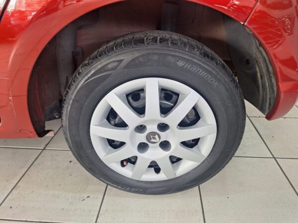 Renault Sandero Expression 1.0 16v - Image 6