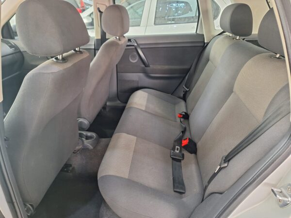 VW Polo 1.6 - Image 7