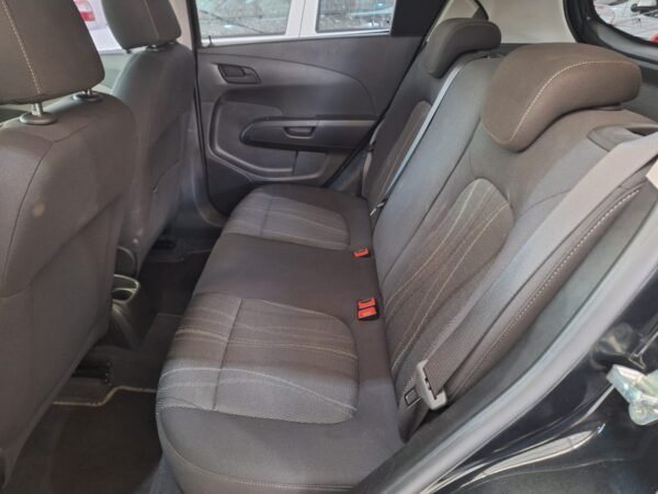 Chevrolet Sonic LT 1.6 Automático - Image 7