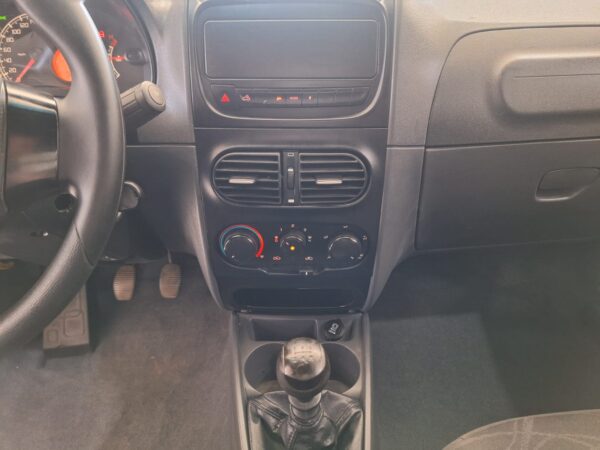 Fiat Strada Hard Working 1.4 - Image 8