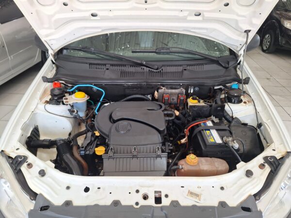 Fiat Strada Hard Working 1.4 - Image 10