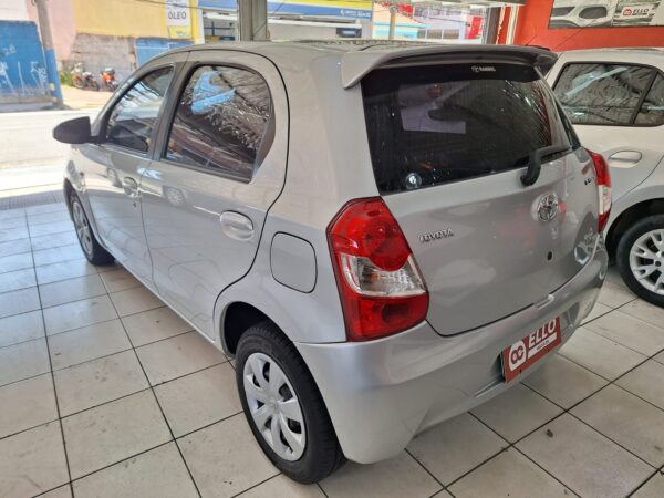 Toyota Etios XS 1.5 - Image 4