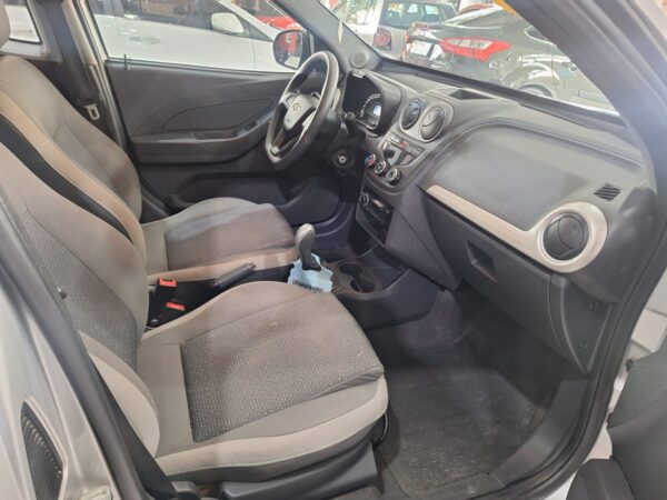 Chevrolet Montana LS - Image 8