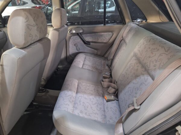 VW Gol Plus 1.0 16v - Image 7