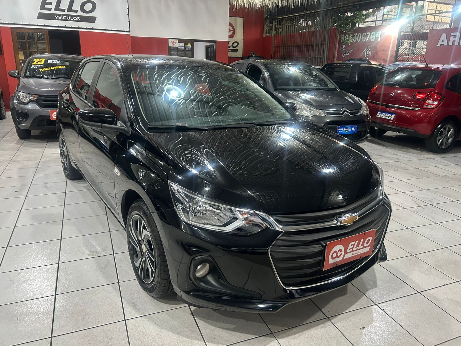 Chevrolet Onix 1.0 LT2 40 Mil Km