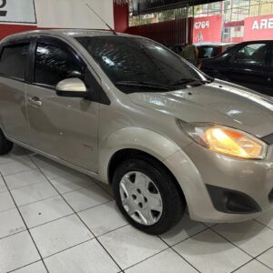 Ford Fiesta Sedan 1.6 baixo km 84.500