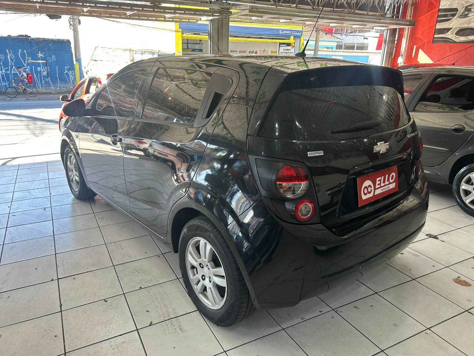 Chevrolet Sonic LT 1.6 16V - Imagem 4