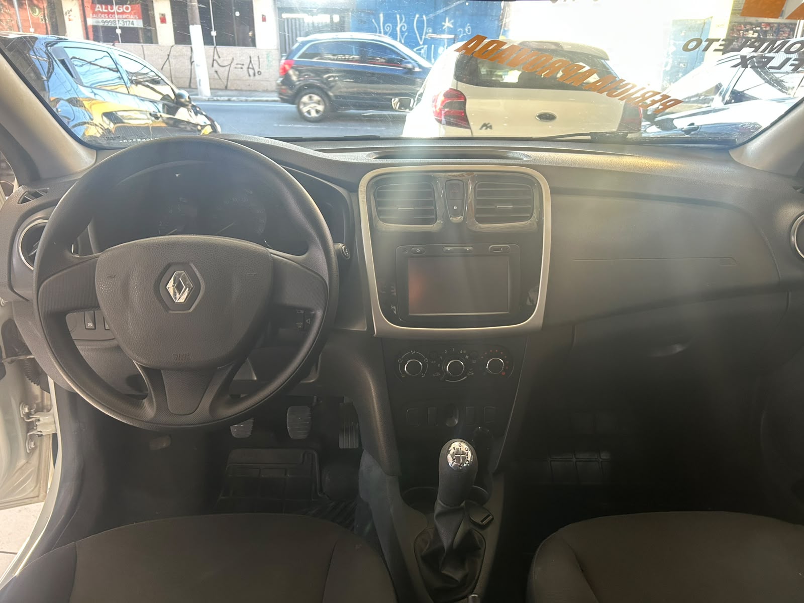 Renault Sandero Expression 1.6 16v - Imagem 9