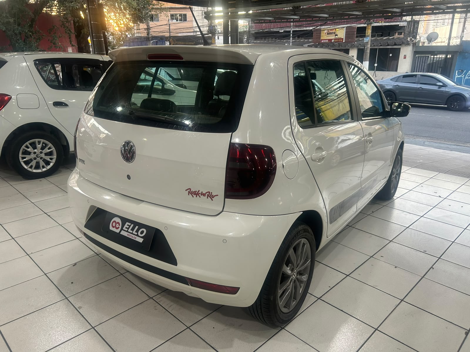 VW Fox 1.6 Rock in Rio - Imagem 2