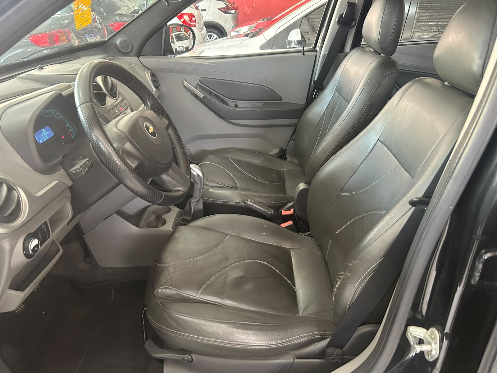 Chevrolet Agile LTZ 1.4 - Imagem 8