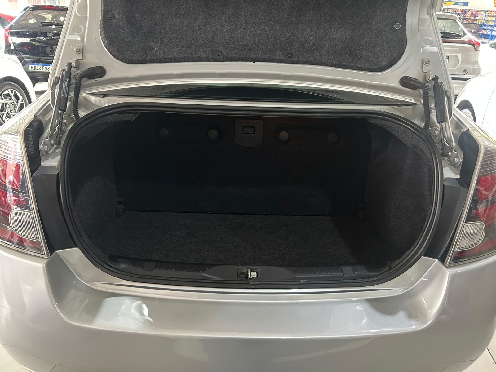 Nissan Sentra 2.0s Flex - Imagem 3
