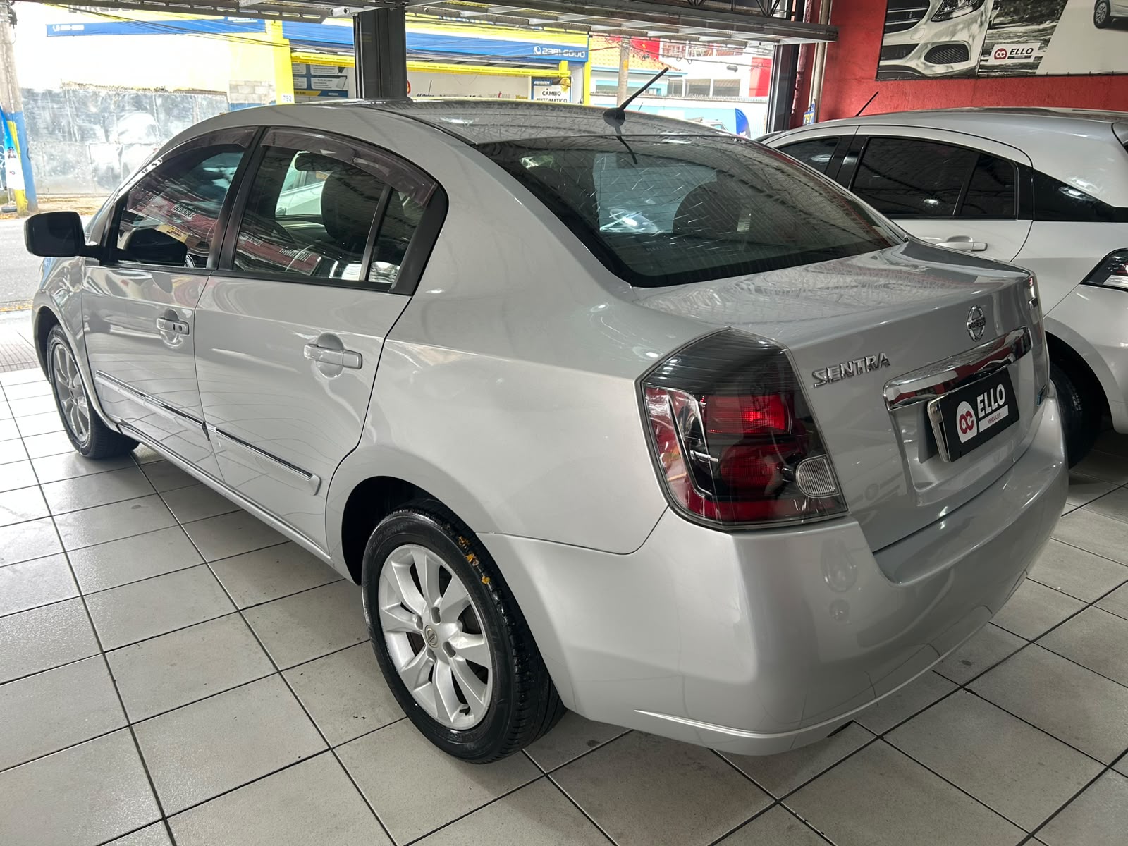 Nissan Sentra 2.0s Flex - Imagem 5