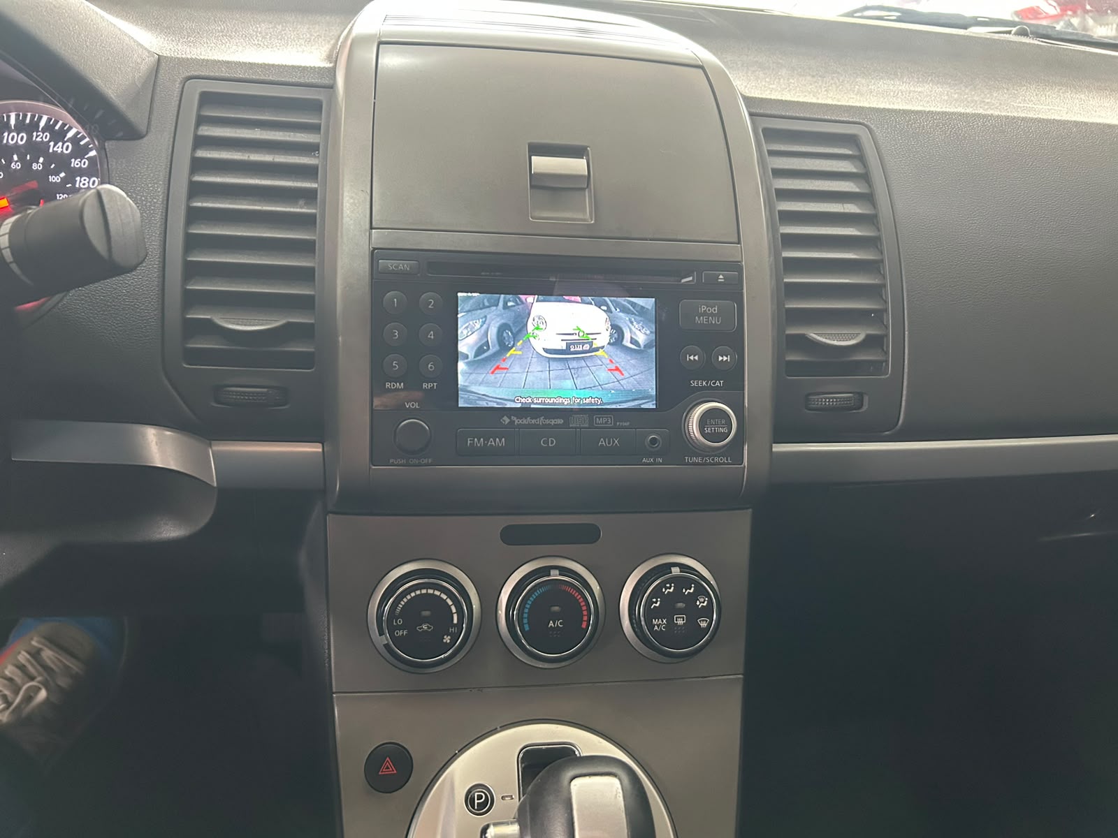 Nissan Sentra 2.0s Flex - Imagem 11
