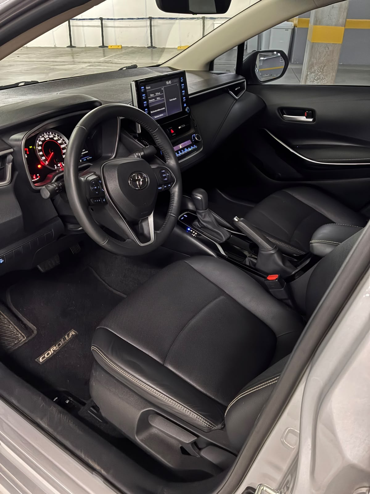 Toyota Corolla XEi 2.0 8.700 km - Imagem 5